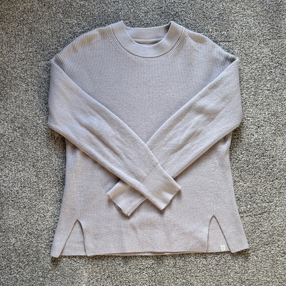 Women's Lululemon Cream Sweater